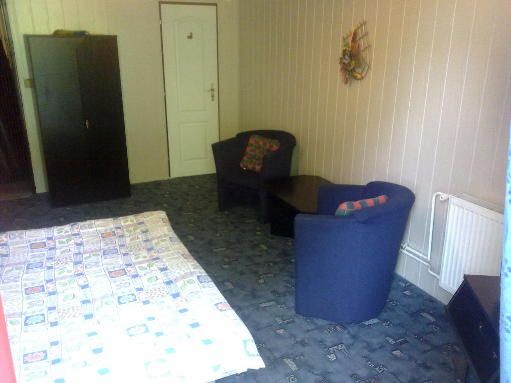Hotel Studanka à Orlová Chambre photo
